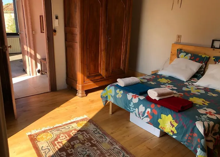 Διαμέρισμα Maison Au Calme Au Coeur De Village